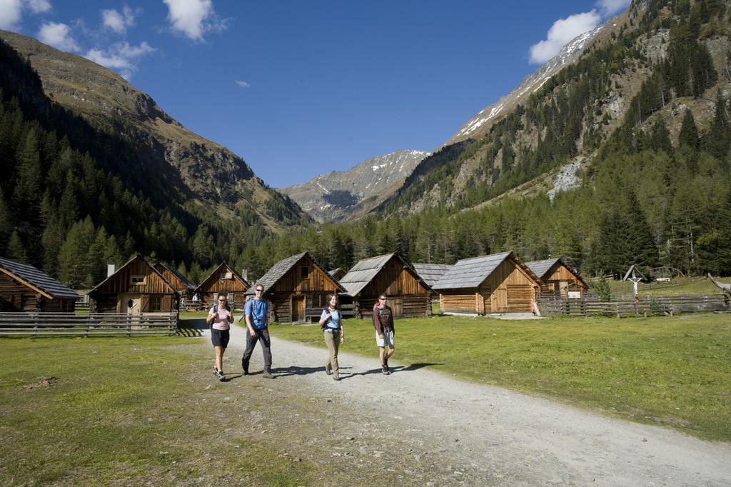 Gastehaus Trattner Hotel เมาเทิร์นดอร์ฟ ภายนอก รูปภาพ